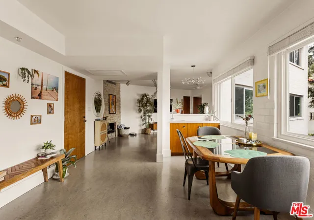 4th image of 2260 N Cahuenga Blvd #405, Los Angeles, CA 90068 | MLS# 26659903
