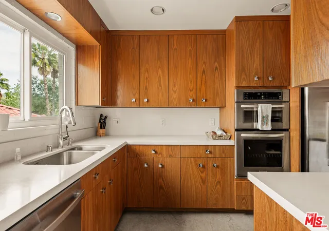 5th image of 2260 N Cahuenga Blvd #405, Los Angeles, CA 90068 | MLS# 26659903