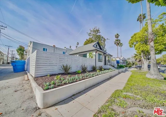Homes for sale in Santa Monica, CA | 2021 Idaho Ave, Santa Monica, CA 90403 | MLS# 26660317