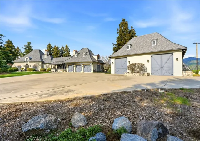 5th image of 31311 Melanie Ct, Springville, CA 93265 | MLS# PI26047325
