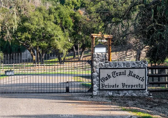 2nd image of 4086 E Oak Trail Rd, Santa Ynez, CA 93460 | MLS# SC26048686
