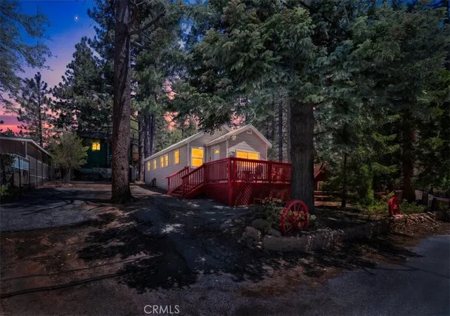 1st image of 33424 Holcomb Creek Dr, Green Valley Lake, CA 92341 | MLS# DW26036669