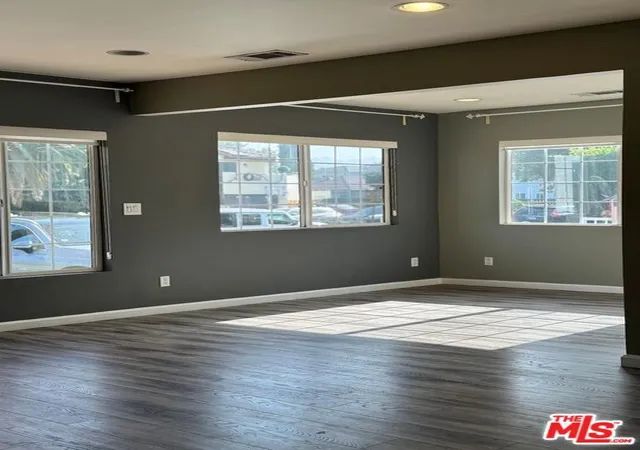 5th image of 4503 Tobias Ave, Sherman Oaks, CA 91403 | MLS# 26660261