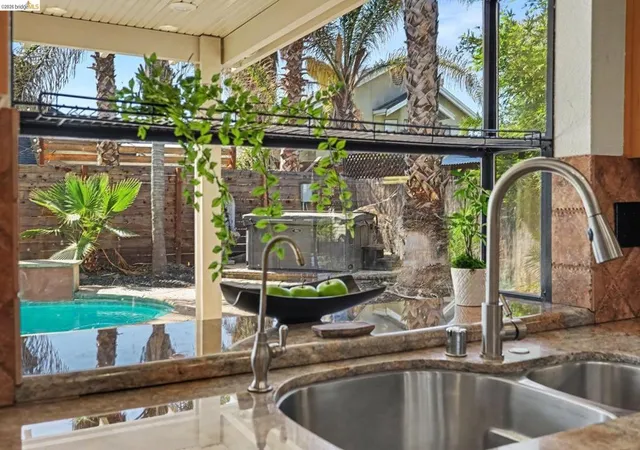 Photo 3 of Single family home for sale at 2110 Largo Ct, Discovery Bay, CA 94505 | MLS# 41126149 | Listing updated on 2026-10-02