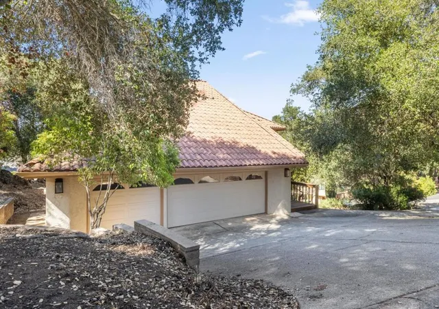 2nd image of 17710 Holiday Dr, Morgan Hill, CA 95037 | MLS# ML82037401