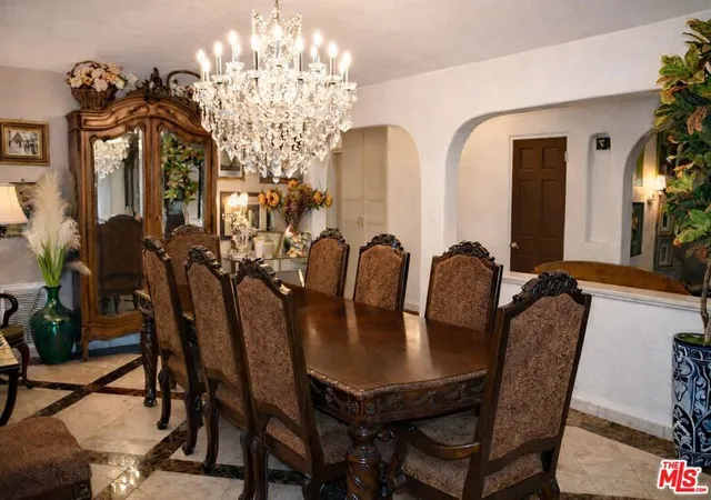 4th image of 1538 N Crescent Heights Blvd, West Hollywood, CA 90046 | MLS# 26660425