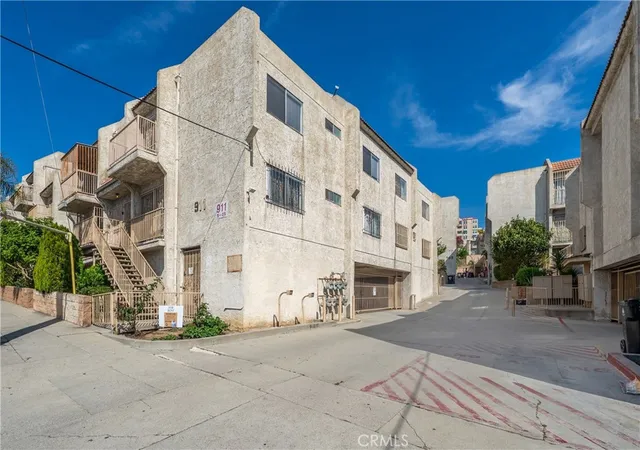3rd image of 911 New Depot St, Los Angeles, CA 90012