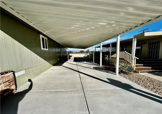 2nd image of 675 W Oakland Ave #B8, Hemet, CA 92543 | MLS# SW26049285