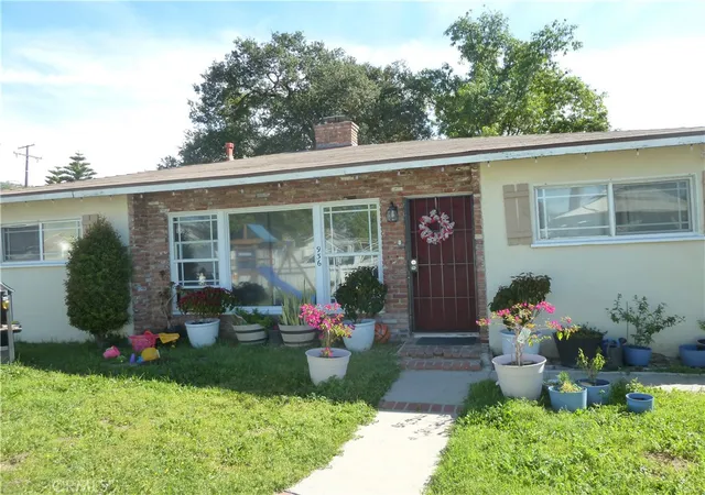 1st image of 936 N Enid, Azusa, CA 91702 | MLS# DW26049363