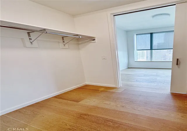2nd image of 889 Francisco, Los Angeles, CA 90017