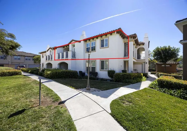 Photo 4 of Condo for sale at 10910 Serafina Ln #52, San Diego, CA 92128 | MLS# 260005332SD | Listing updated on 2026-10-05