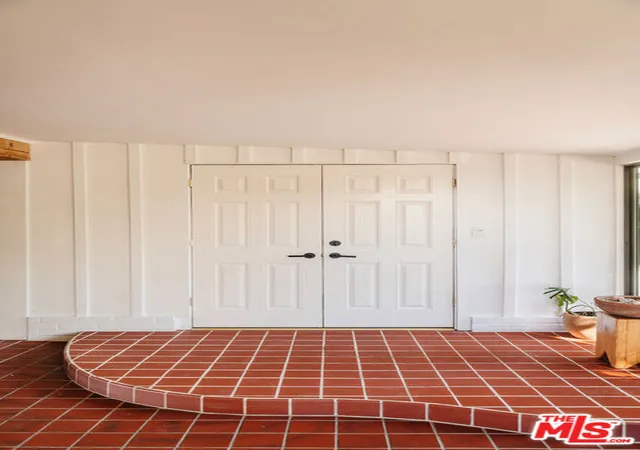 5th image of 9550 Wheatland Ave, Sunland, CA 91040 | MLS# 26660665