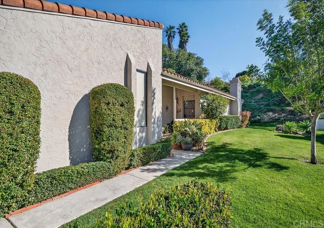 3rd image of 17721 Valle De Lobo, Poway, CA 92064 | MLS# NDP2602103