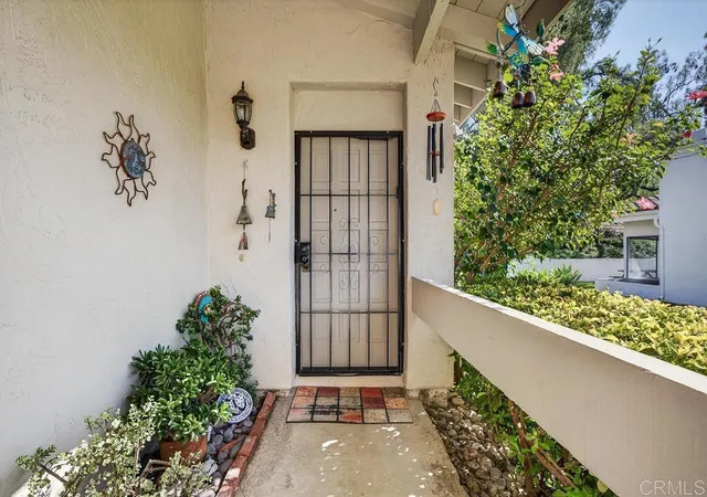 5th image of 17721 Valle De Lobo, Poway, CA 92064 | MLS# NDP2602103