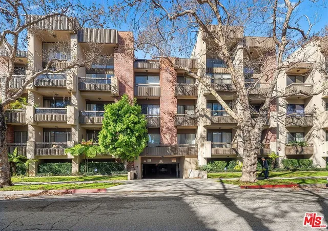 Homes for sale in Beverly Hills, CA | 141 S Linden Dr #204, Beverly Hills, CA 90212 | MLS# 26660903