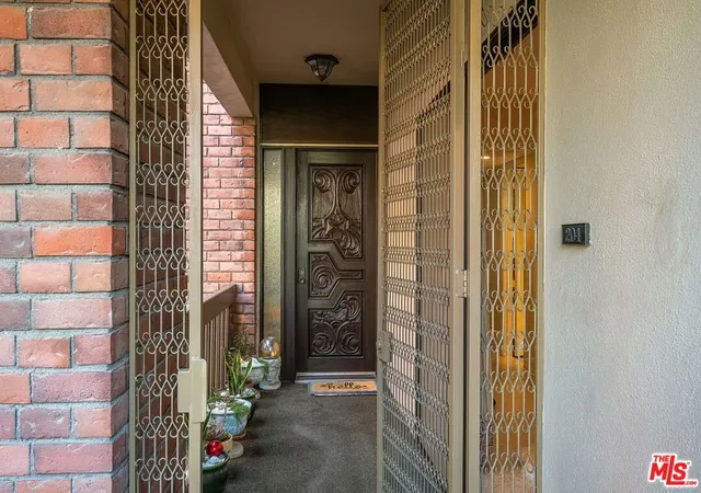 Homes for sale in Beverly Hills, CA | 141 S Linden Dr #204, Beverly Hills, CA 90212 | MLS# 26660903