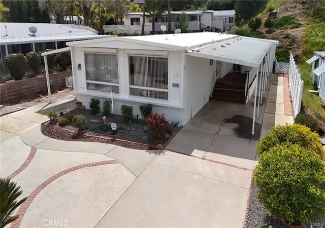 60th image of 22895 Skylink Dr, Canyon Lake, CA 92587 | MLS# SW26036807