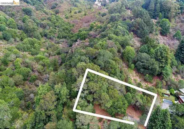 1st image of 0 0 Gypsy Ln, Oakland, CA 94705 | MLS# 41126292