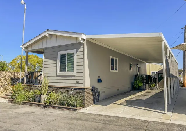 2nd image of 8545 Mission Gorge Rd #Spc 211, Santee, CA 92071 | MLS# PTP2601745