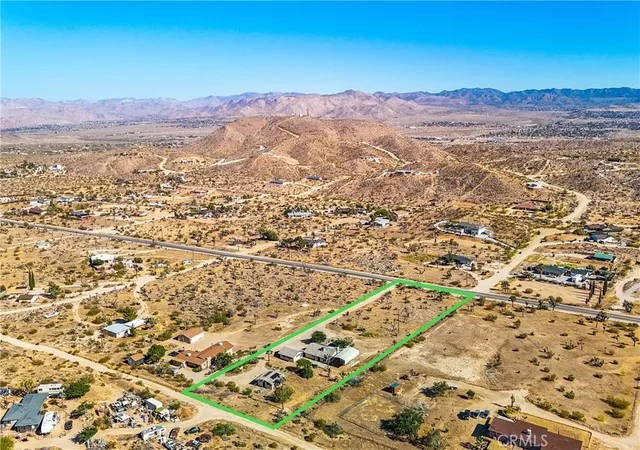 Homes for sale in Yucca Valley, CA | 57920 Buena Vista Dr, Yucca Valley, CA 92284 | MLS# JT26041023