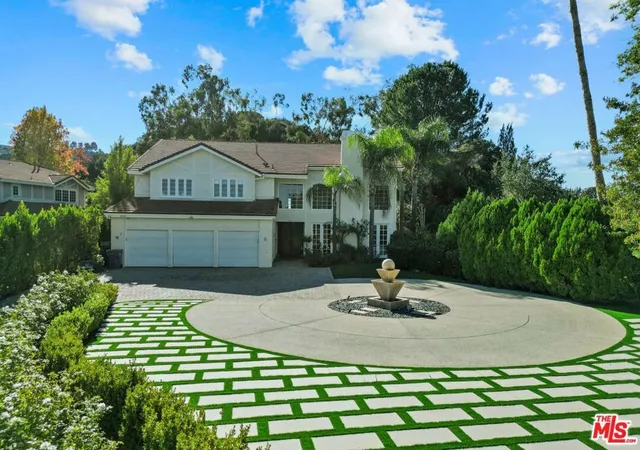 Photo 1 of Single family home for sale at 22241 Alizondo Dr, Woodland Hills, CA 91364 | MLS# 26660161 | Listing updated on 2026-09-30