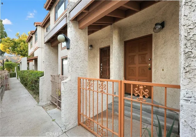 Photo 3 of Townhouse for sale at 1006 Arcadia #D, Arcadia, CA 91007 | MLS# WS26049879 | Listing updated on 2026-09-20