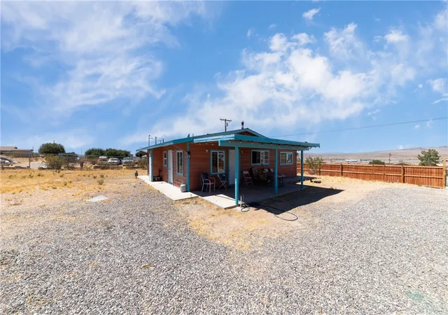 Photo 3 of Single family home for sale at 28157 Church St, Barstow, CA 92311 | MLS# IV26049928 | Listing updated on 2026-05-27