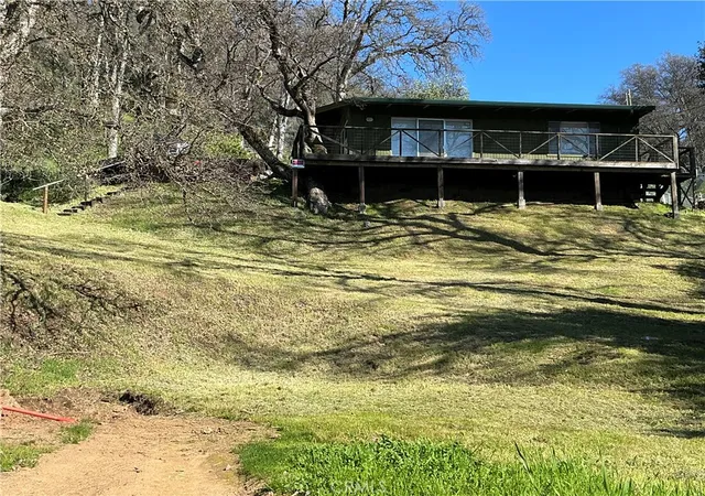 2nd image of 4160 Lakeview Dr, Nice, CA 95464 | MLS# LC26049487