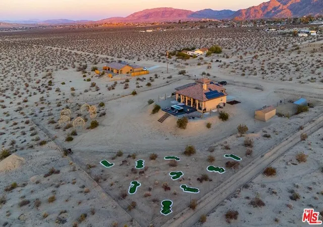 27th image of 71638 Laura Ln, Twentynine Palms, CA 92277 | MLS# 26661197