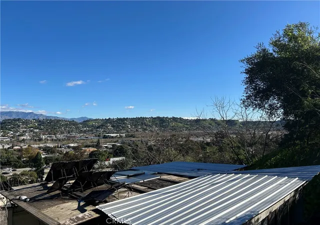 5th image of 1904 1908 Rosebud Ave, Los Angeles, CA 90039 | MLS# RS26050034