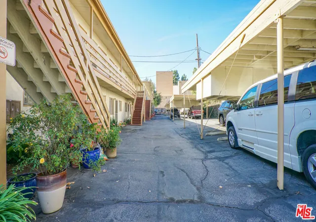 Photo 3 of Multi family home for sale at 121 Maynard St, Glendale, CA 91205 | MLS# 26661231 | Listing updated on 2026-09-03
