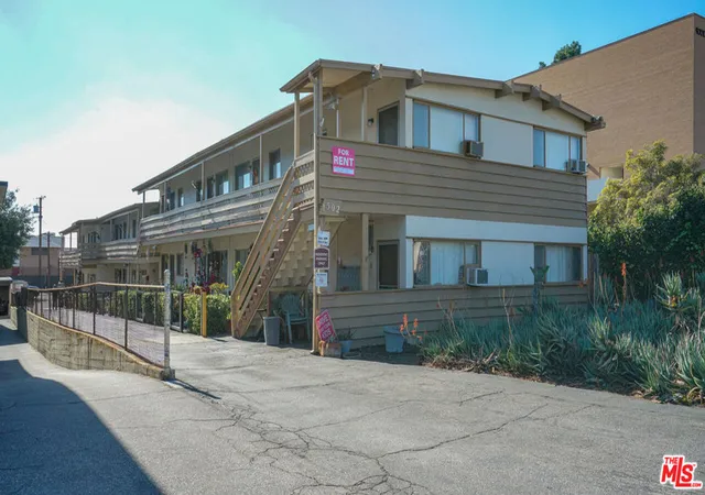 Multi family home for sale at 1502 E Broadway, Glendale, CA 91205 | MLS# 26661257