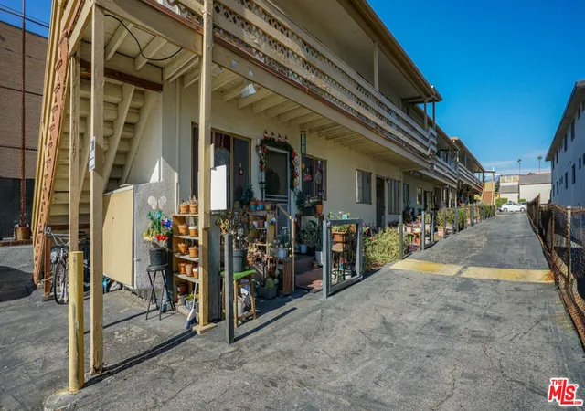 Photo 2 of Multi family home for sale at 1502 E Broadway, Glendale, CA 91205 | MLS# 26661257 | Listing updated on 2026-09-03