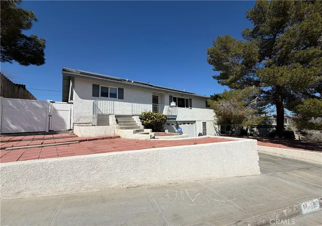 Photo 2 of Single family home for sale at 800 South 1st, Barstow, CA 92311 | MLS# HD26050180 | Listing updated on 2026-10-02