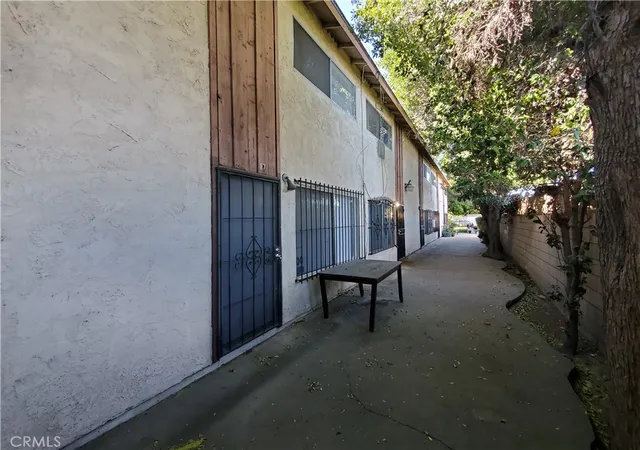 4th image of 2020 W 23 #17, Long Beach, CA 90810 | MLS# PW26048370