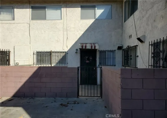 5th image of 2020 W 23 #17, Long Beach, CA 90810 | MLS# PW26048370
