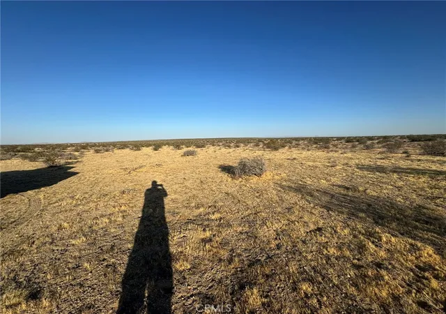 2nd image of 0 Vacant Land, Helendale, CA 92342 | MLS# HD26050277