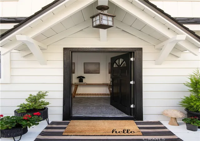 Photo 3 of Single family home for sale at 394 Ca 173, Lake Arrowhead, CA 92352 | MLS# IG26050308 | Listing updated on 2026-09-30