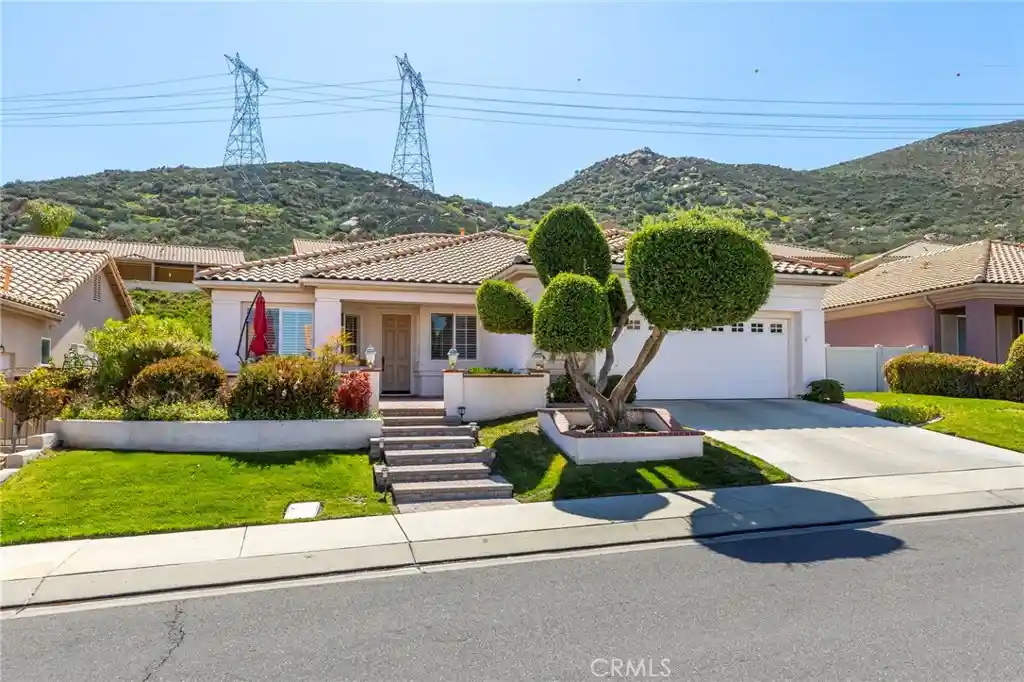 Photo 1 of Sale Pending at 2204 Birdie Dr, Banning, CA 92220 | MLS# IG26050181 | Listing updated on 2026-08-01