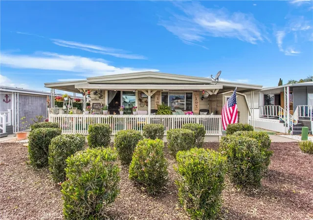 Homes for sale in Hemet, CA | 5001 W Florida Ave #81, Hemet, CA 92545 | MLS# IG26048165