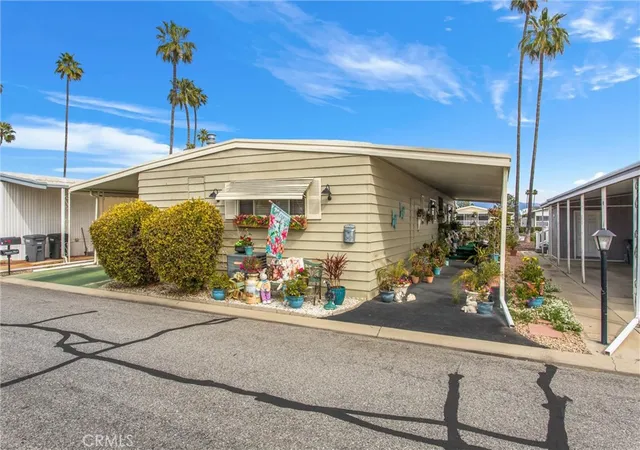 Homes for sale in Hemet, CA | 5001 W Florida Ave #81, Hemet, CA 92545 | MLS# IG26048165