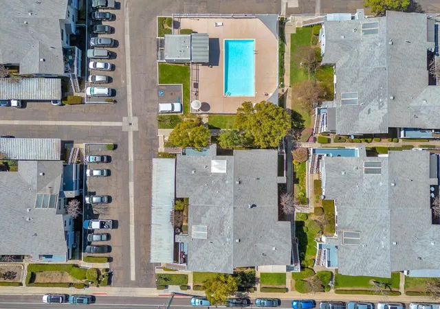 2nd image of 10746 N Magnolia Ave, Santee, CA 92071