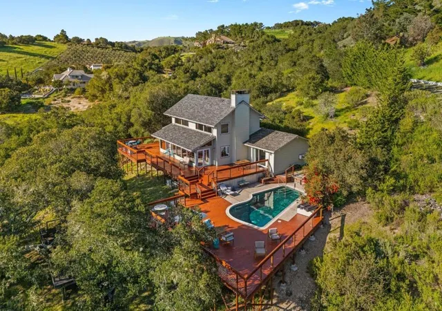 Homes for sale in Carmel Valley, CA | 31485 Via Las Rosas, Carmel Valley, CA 93924 | MLS# ML82037695
