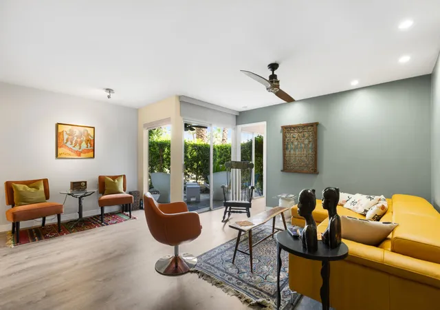 Listing Photo 1 - Condo for sale in building located at 1552 S Camino Real, Palm Springs, CA 92264 - Unit #127