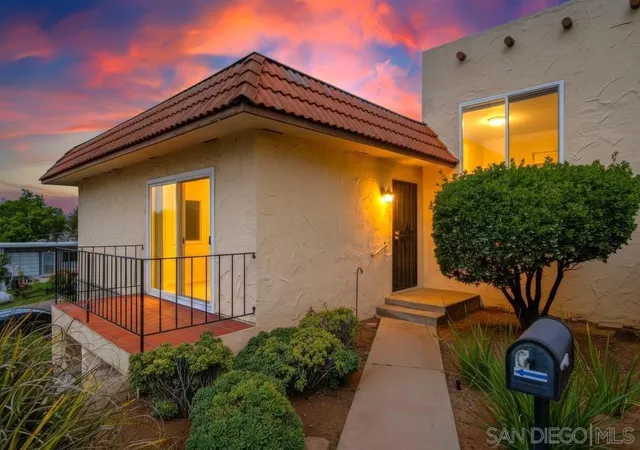 2nd image of 725 E 4th Ave #Unit G, Escondido, CA 92025 | MLS# 260005437SD