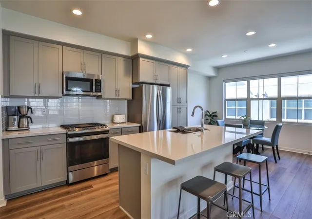 4th image of 608 White Oaks, Lake Forest, CA 92610 | MLS# OC26050204