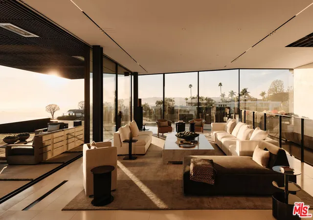 Photo 3 of Mansion for sale at 9344 Nightingale Dr, Los Angeles, CA 90069 | MLS# 26637641 | Listing updated on 2026-05-15