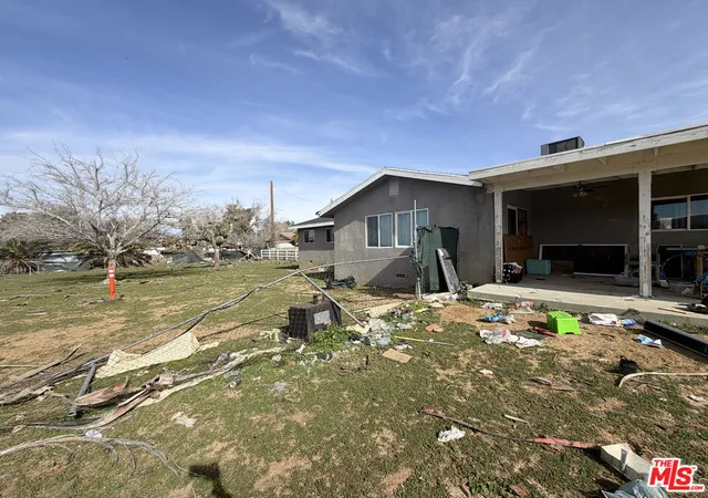 Photo 3 of Sale Pending at 41015 36th West St, Palmdale, CA 93551 | MLS# 26661729 | Listing updated on 2026-04-02