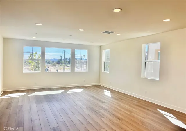 Photo 2 of Sale Pending at 10757 Citrus Dr, Ventura, CA 93004 | MLS# OC26051220 | Listing updated on 2026-09-21