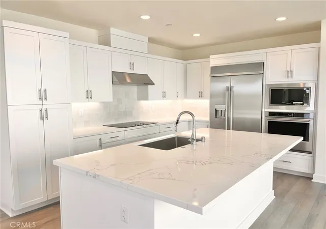 Photo 3 of Sale Pending at 10757 Citrus Dr, Ventura, CA 93004 | MLS# OC26051220 | Listing updated on 2026-09-21